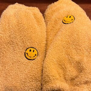 Yellow Smiley Lola and the boys sweatsuit